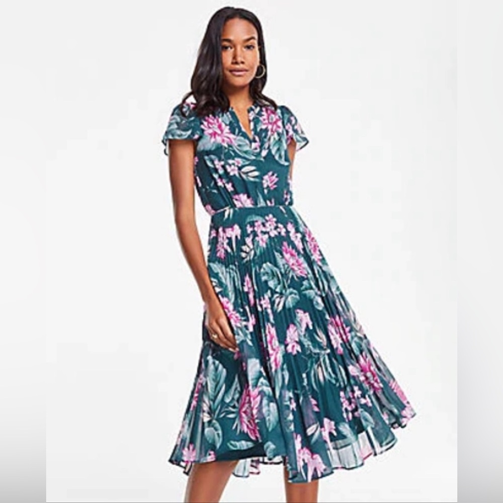 Gorgeous Ann Taylor floral dress